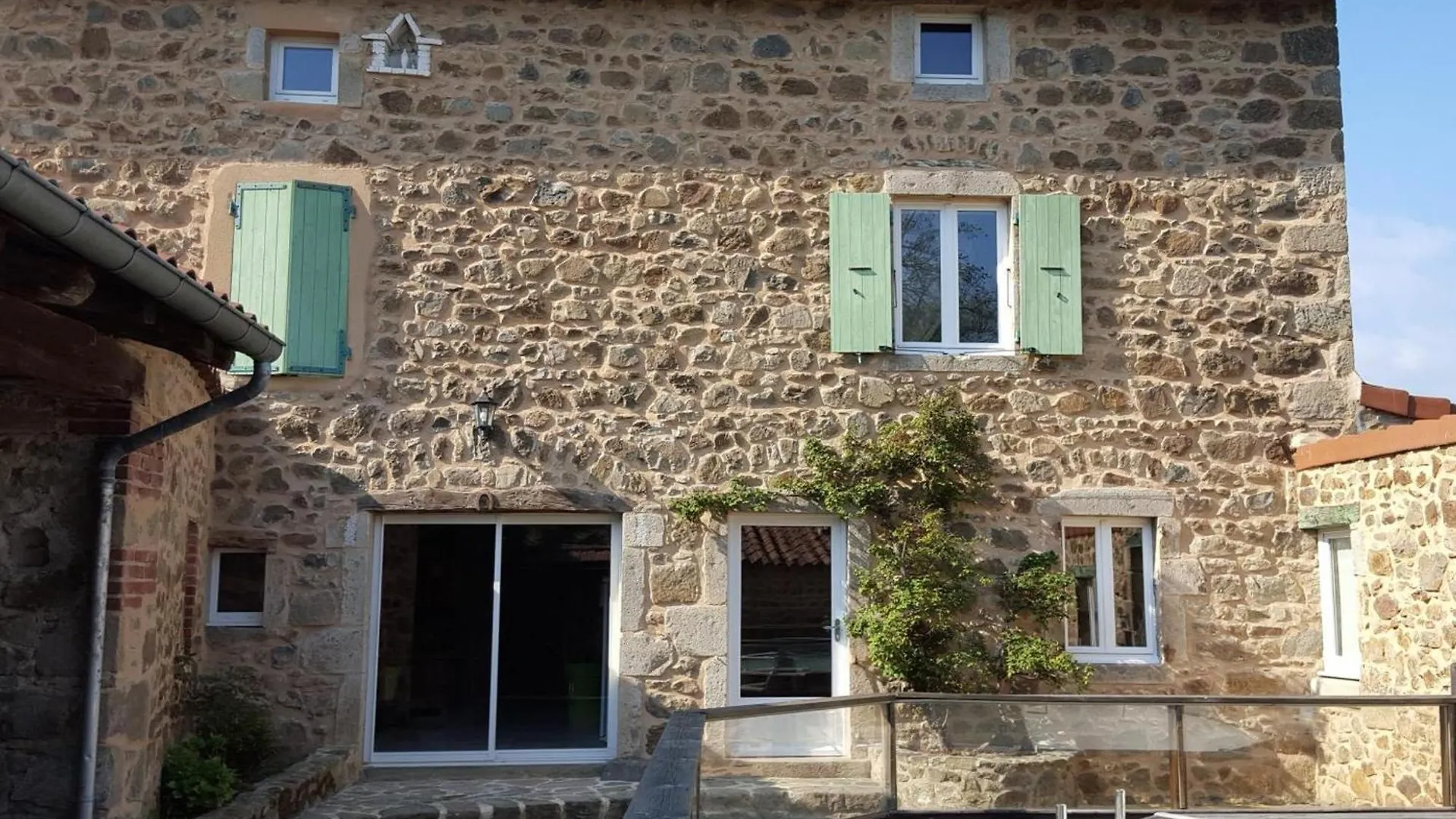 Gite De Charme Avec Piscine Privee, Terrasse Et Cour Close A Saint-Appolinard - Fr-1-496-202